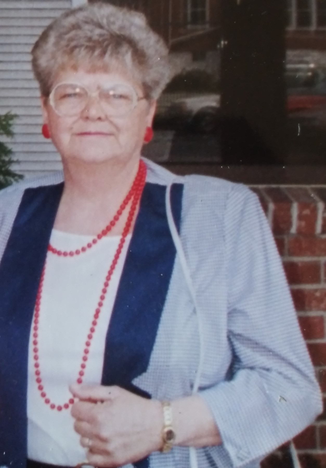 Obituary of Dorothy T. Hamel