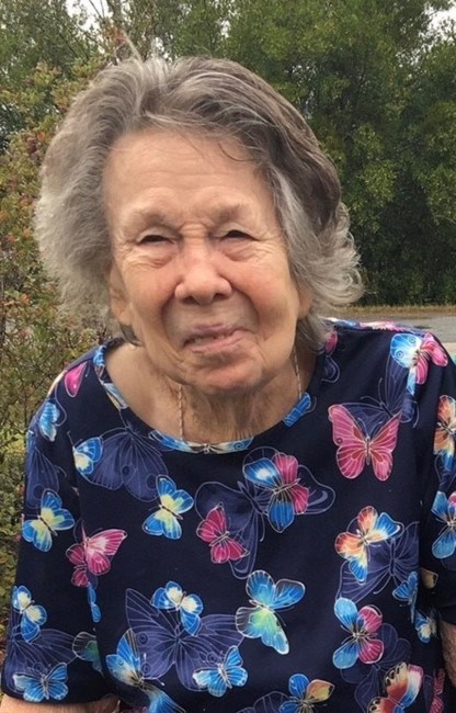 Obituary of Millie D. Gold