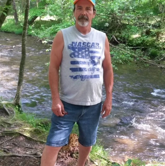 Obituary of David Clark Farnham