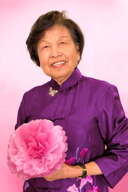 Obituario de Phau Lan "Jennifer" Pang 彭寶蘭
