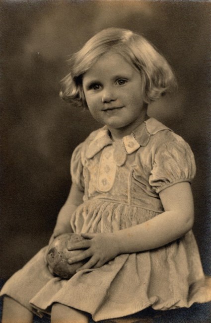 Obituary of Janet Avril Cooper Routledge