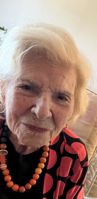 Obituary of Amalia Luz Amador