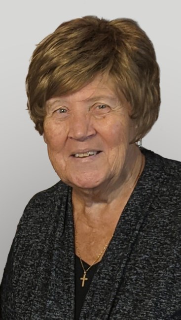 Obituary of Una E Englund