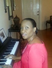 Obituary of Elvia Mercedes Davis