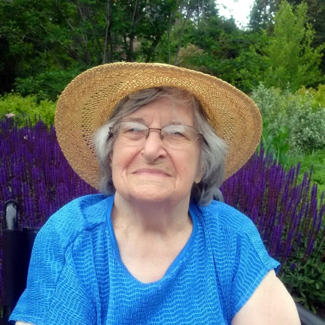 Obituary of Victoria Burtniak