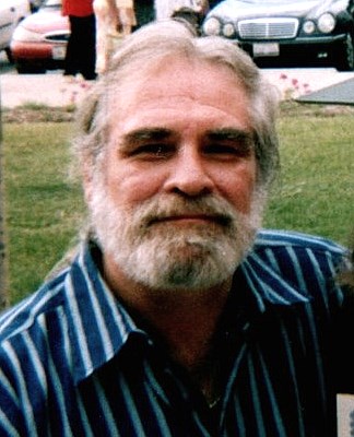 Obituario de Wayne C. Holloway