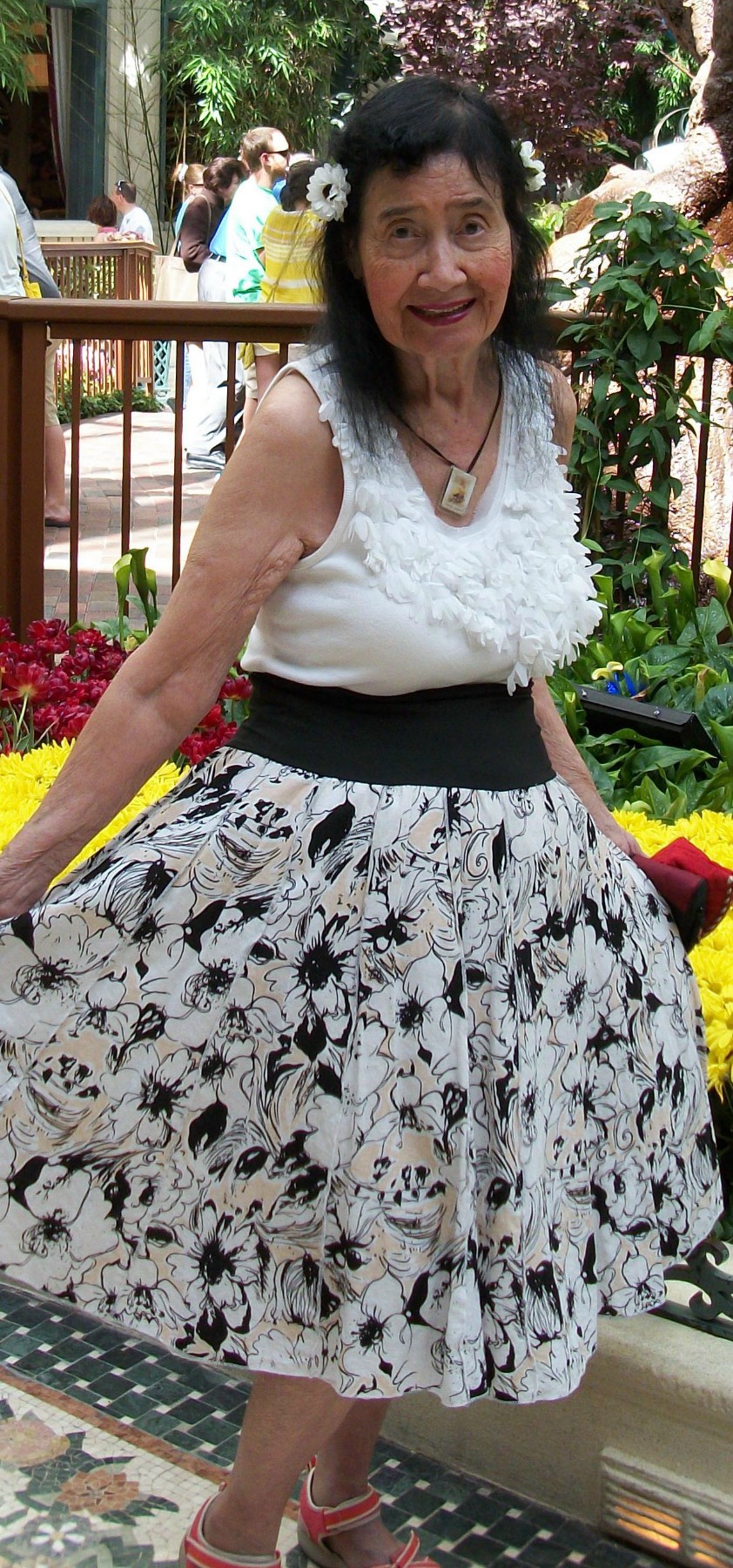 Obituario de Gloria V Russell