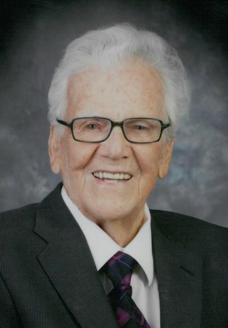 Obituary of Robert B. McIntosh