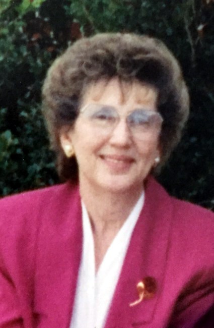 Obituary of Lois De Roche Costa