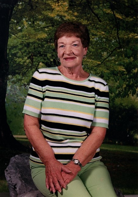 Obituary of Carol Elizabeth Arrowood Aymond