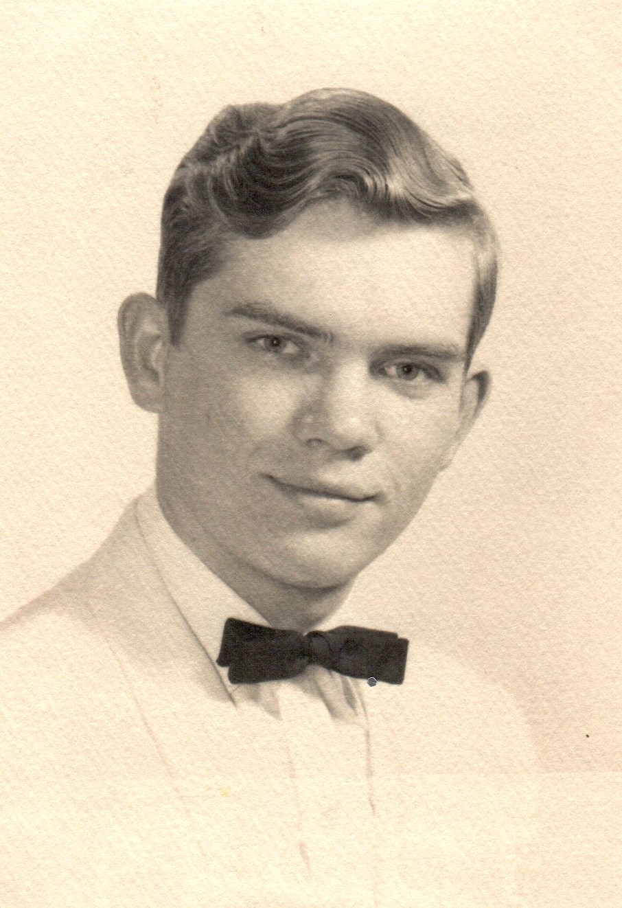 William Kingsbury's Instagram, Twitter & Facebook on IDCrawl