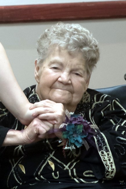 Obituary of Lillian M. (Pederson) Skillings
