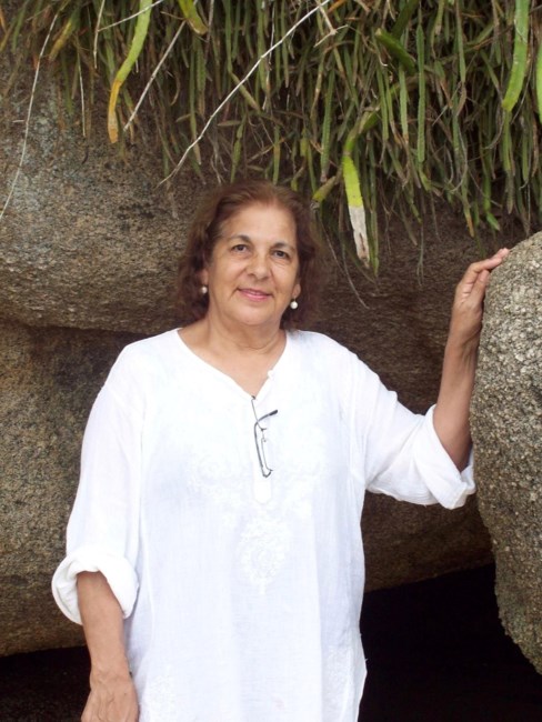 Obituary of Maria Victoria Lira Manrique