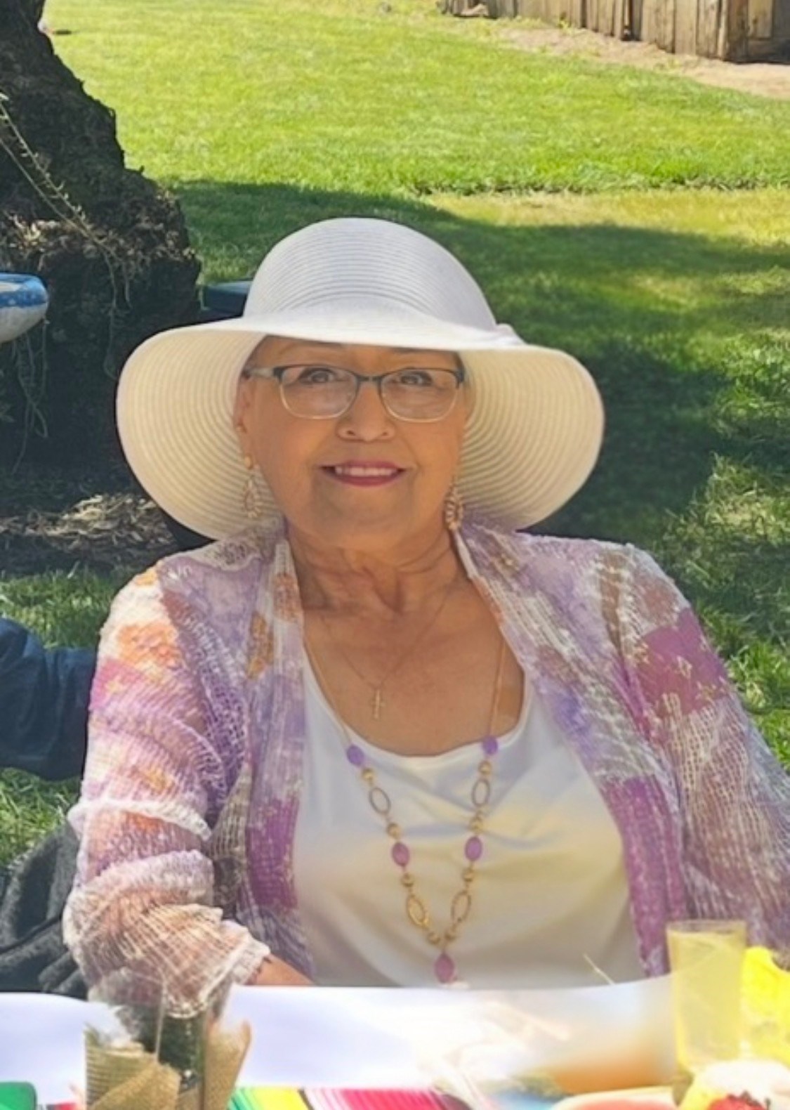 Obituario de Lydia Lara