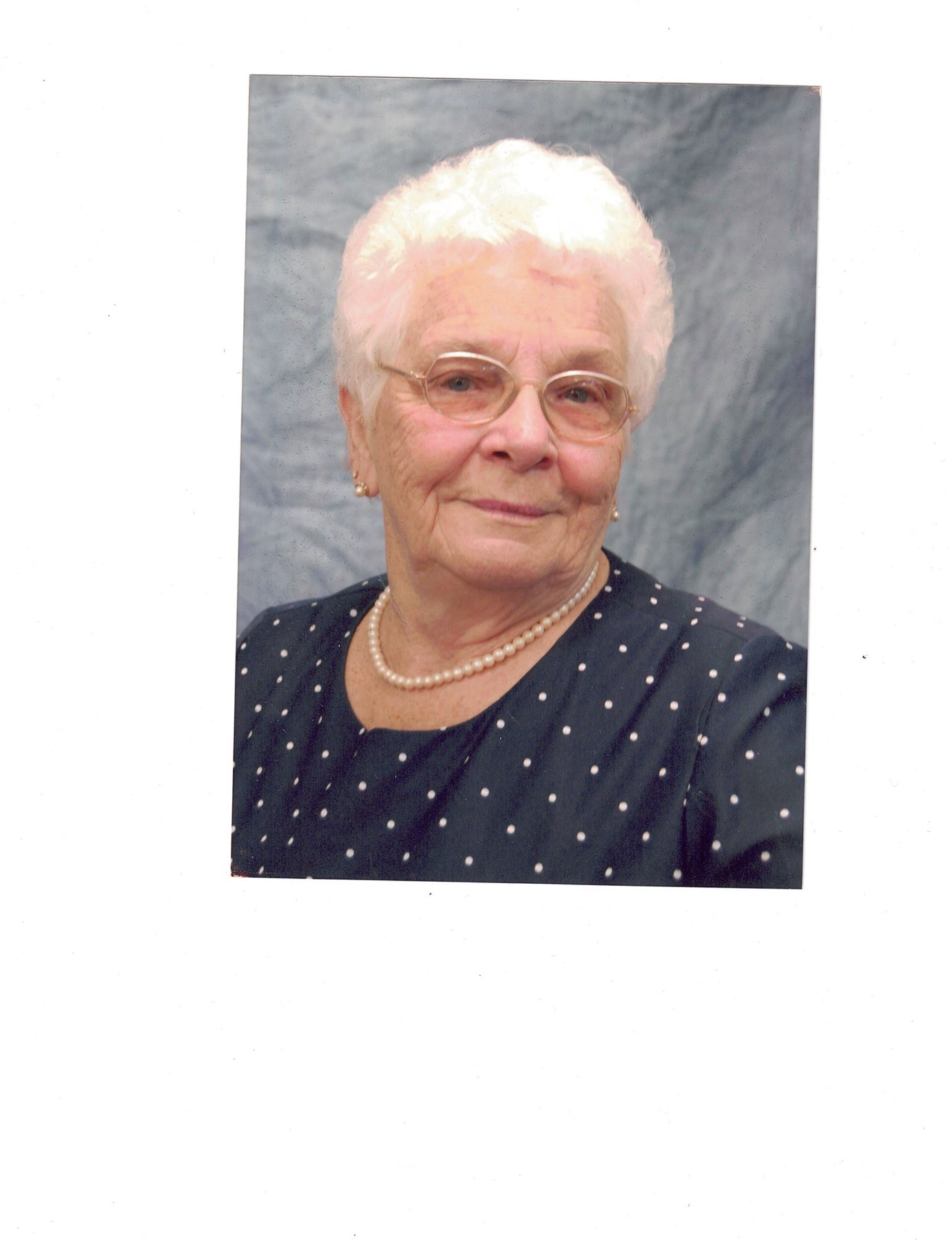 Avis de décès de Edna Irene Elliott