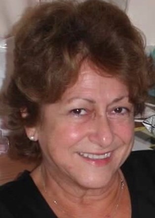 Obituary of Maria Teresa Diaz Ojeda
