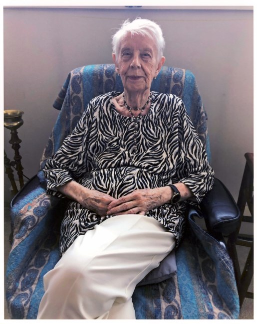Obituary of Lois Jeanne Vicens