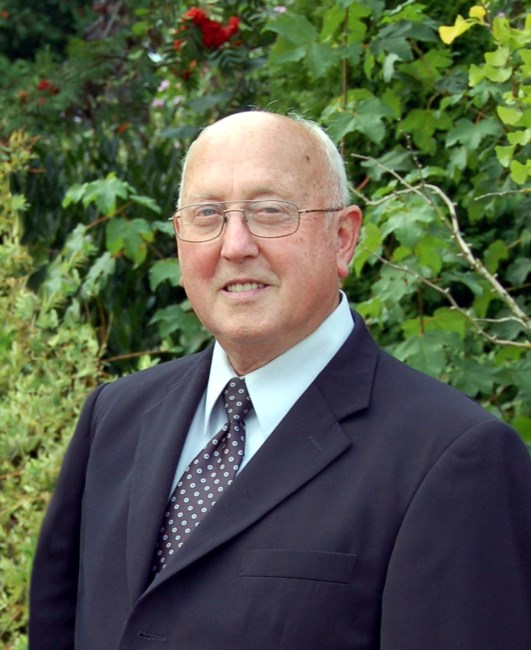 Obituary of Leonard den Boer