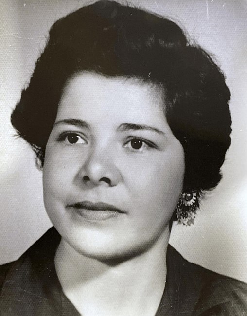 Obituary of Eva O. Flores