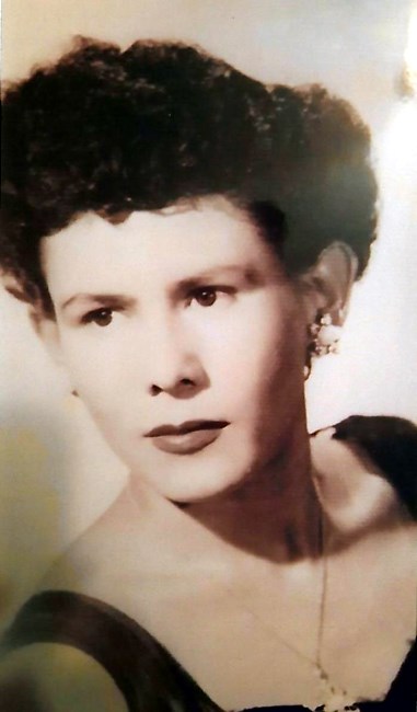 Obituary of Sara De Perez Dillon