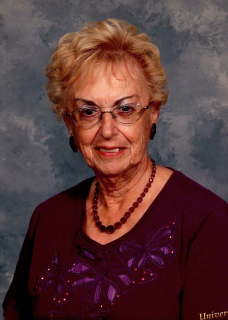 Obituary of Elizabeth Eileen Brandt