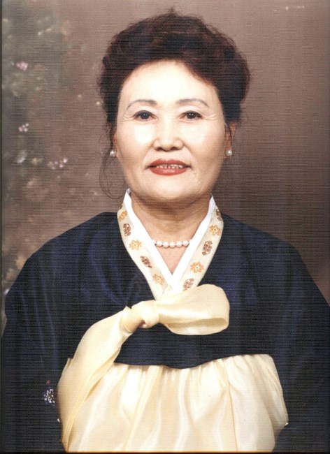 Obituario de Yung Suk Han