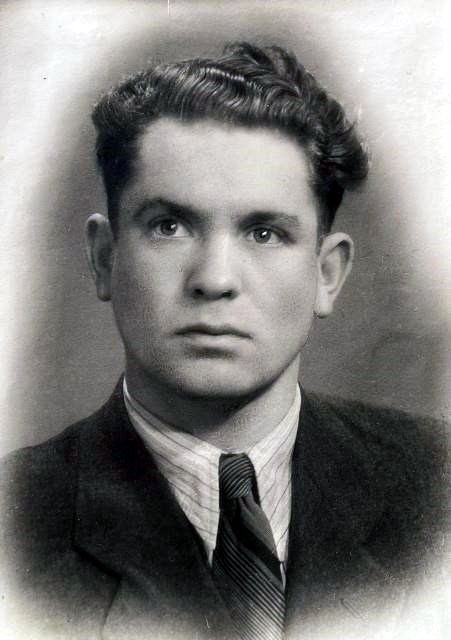 Obituario de Svetlan Joseph Yurist