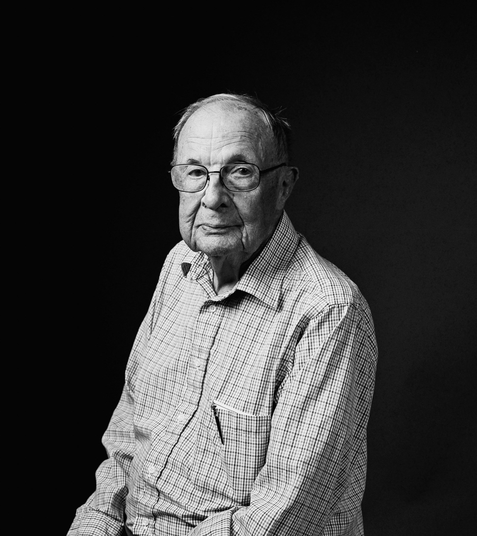 Obituary of Everett Smith