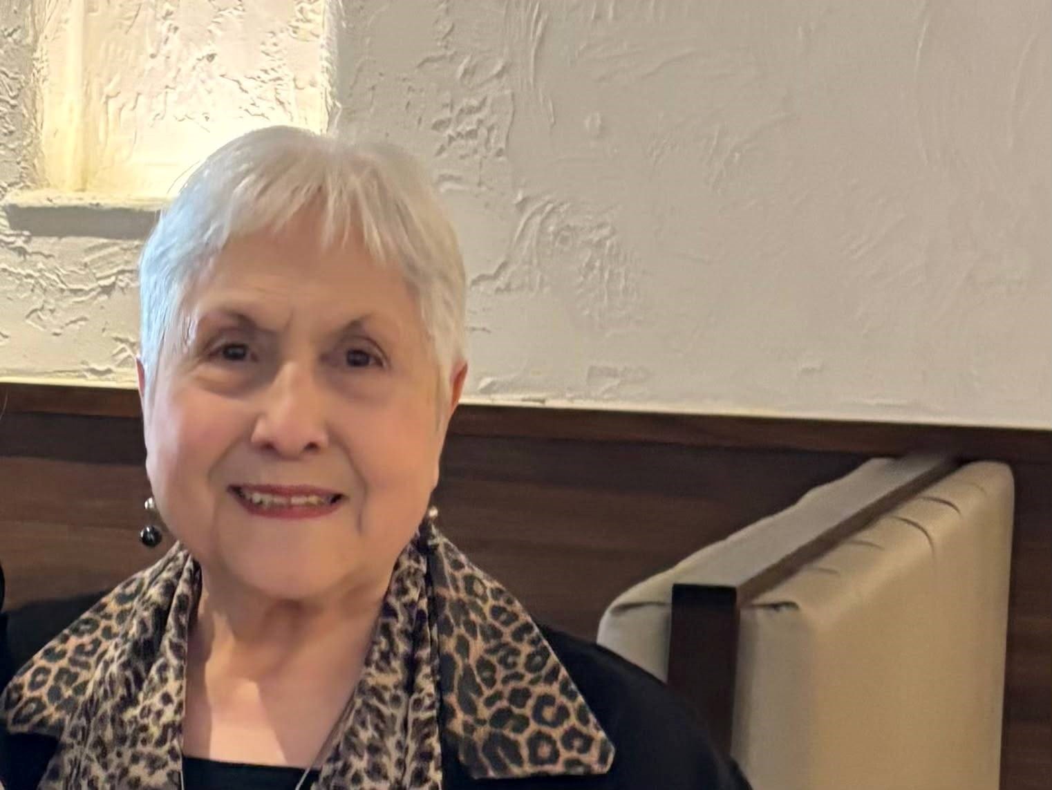 Obituary of Helen Hountras