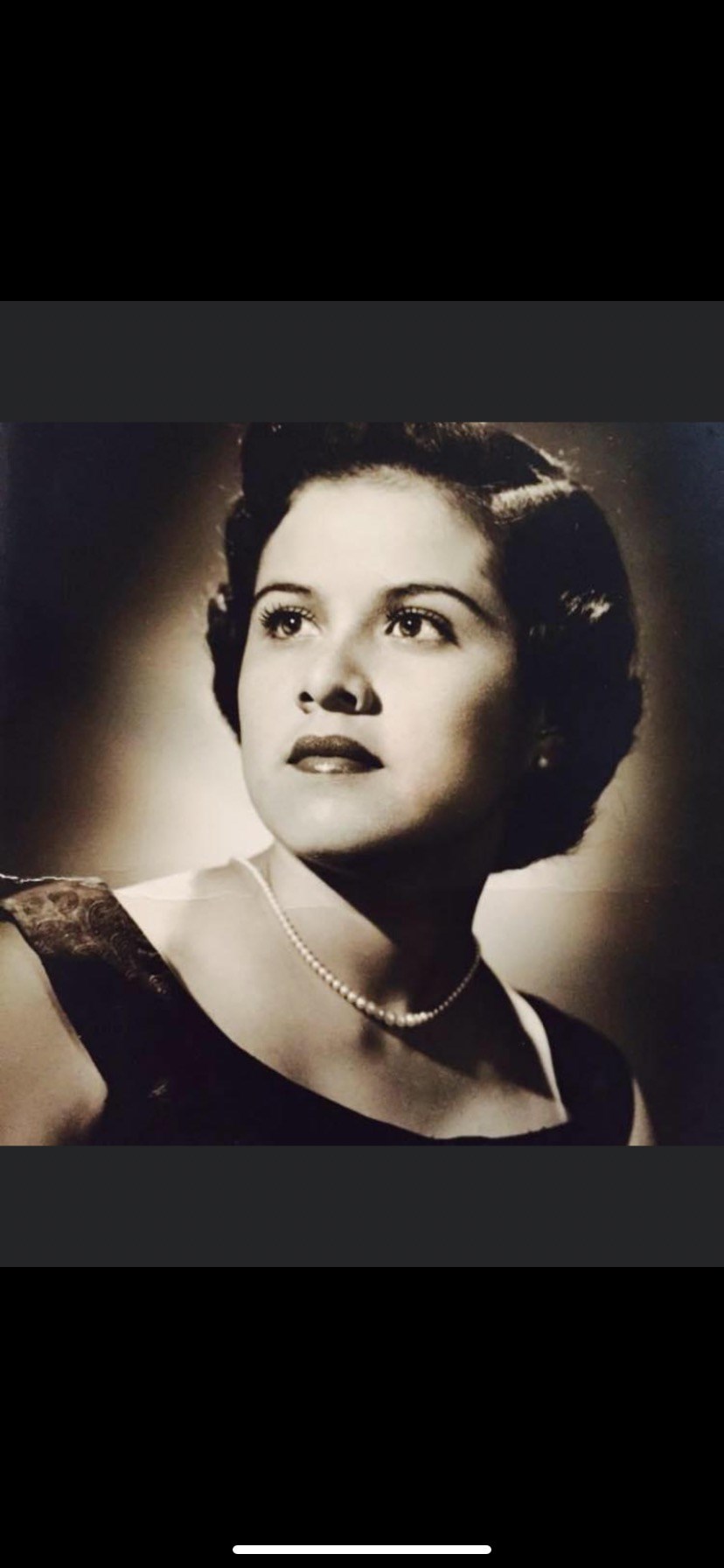 Obituary of Esperanza Olvera