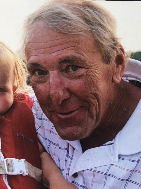 Bruce McKelvey Buyers Obituary Williamsville, NY