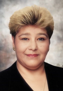 Obituario de Mirtha Del Carmen Olivares-Aros
