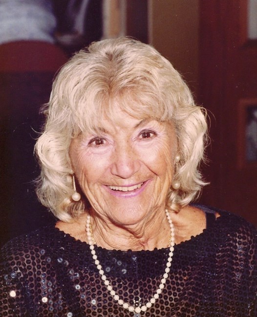 Obituary of Pearl Jacobs