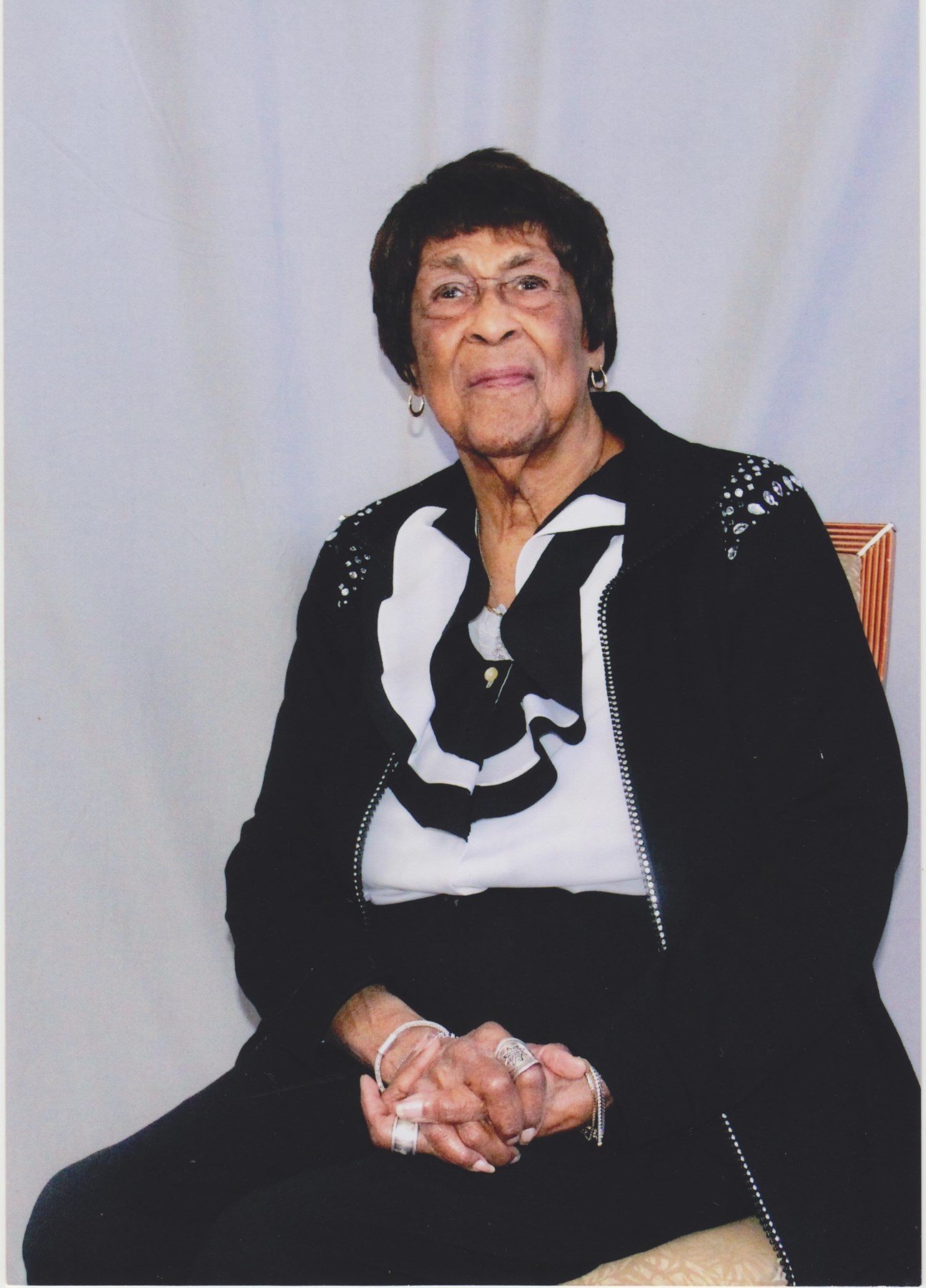 Obituary of Christine L. Cook