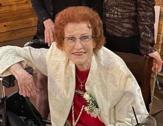 Obituary of Elizabeth B Hunt