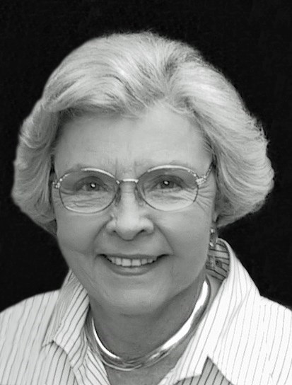 Obituary of Evelyn Nicholson Houstoun Chew