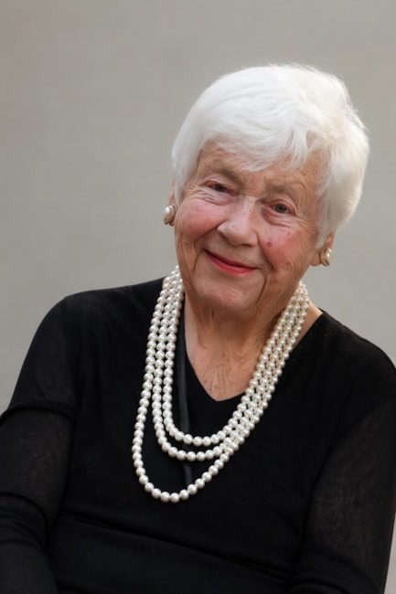 Obituary of Barbara Smith Wynne