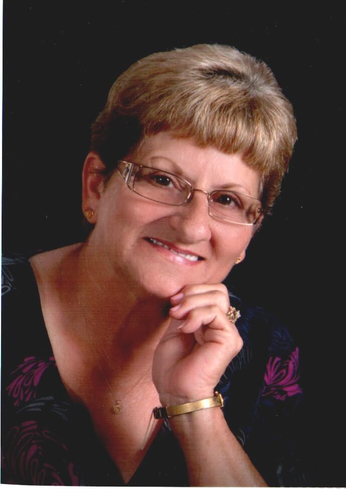 Avis de décès de Lois Marie Cooley