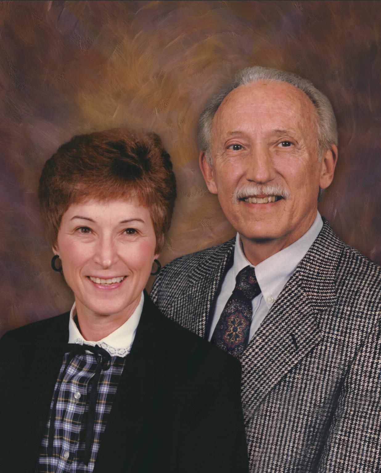 Obituary of Charles & Gloria Capps