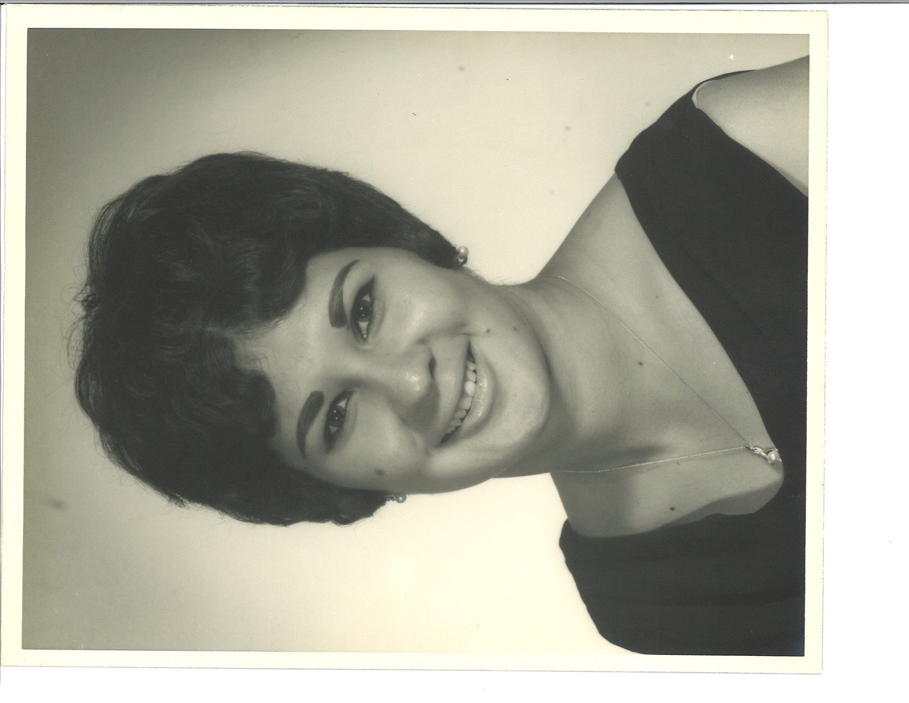 Obituary of Maria Gloria Sarabia