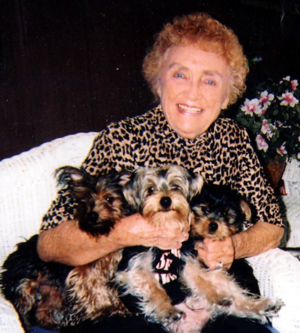 Obituario de Betty Dauplaise