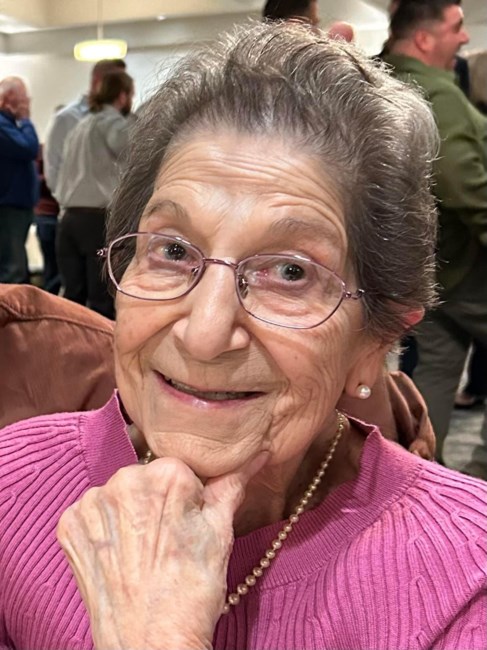 Obituary of Phyllis June Lohmar