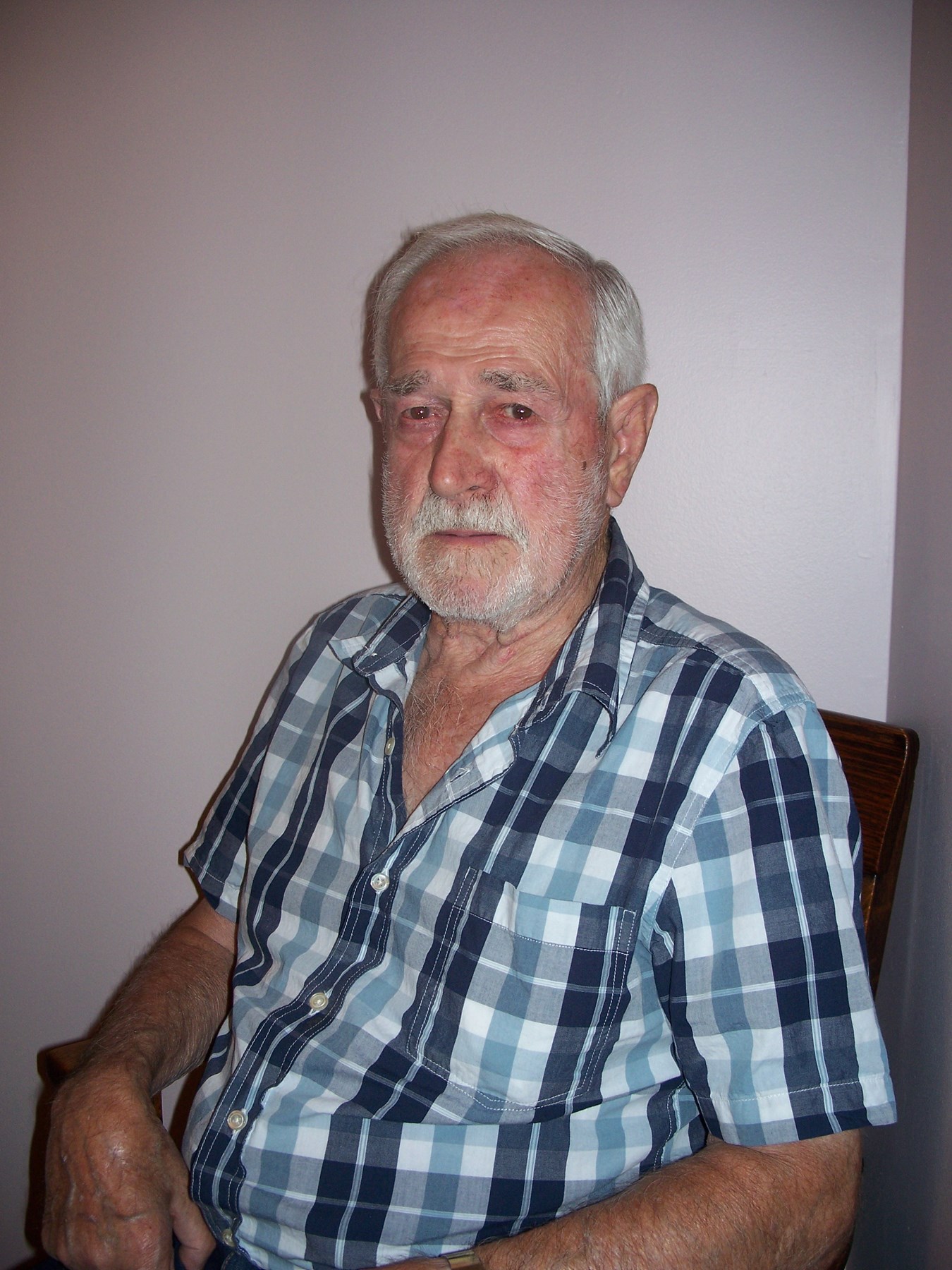 Obituary of Earl Dusten Collins