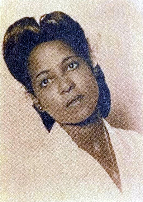 Obituary of Zoila Lawrence