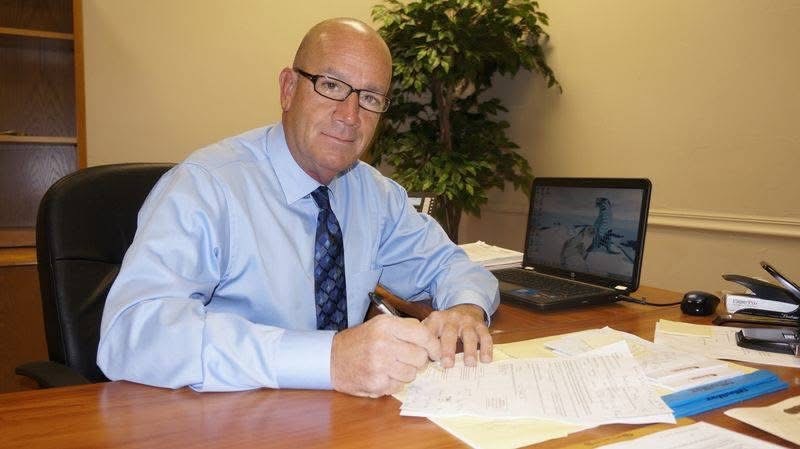 Obituary of David Leslie Wallace