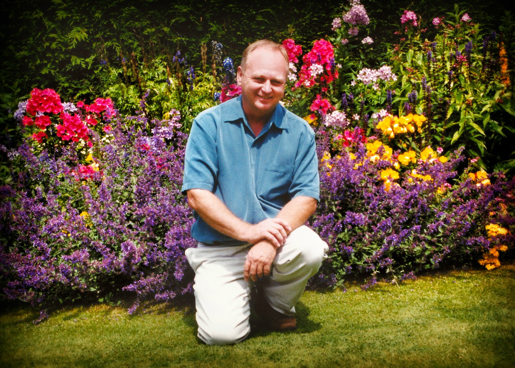 Obituary of Nicholas Howard Ridgway