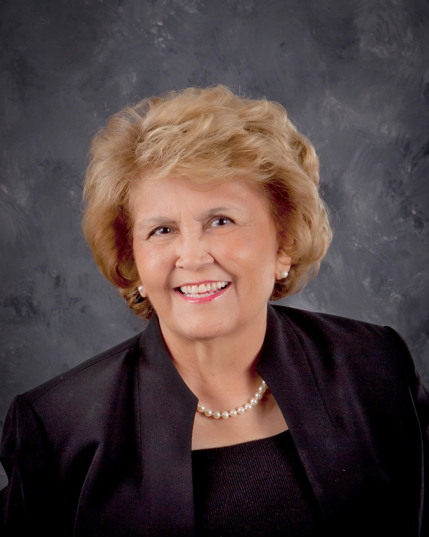 Obituary of Bertha Urteaga