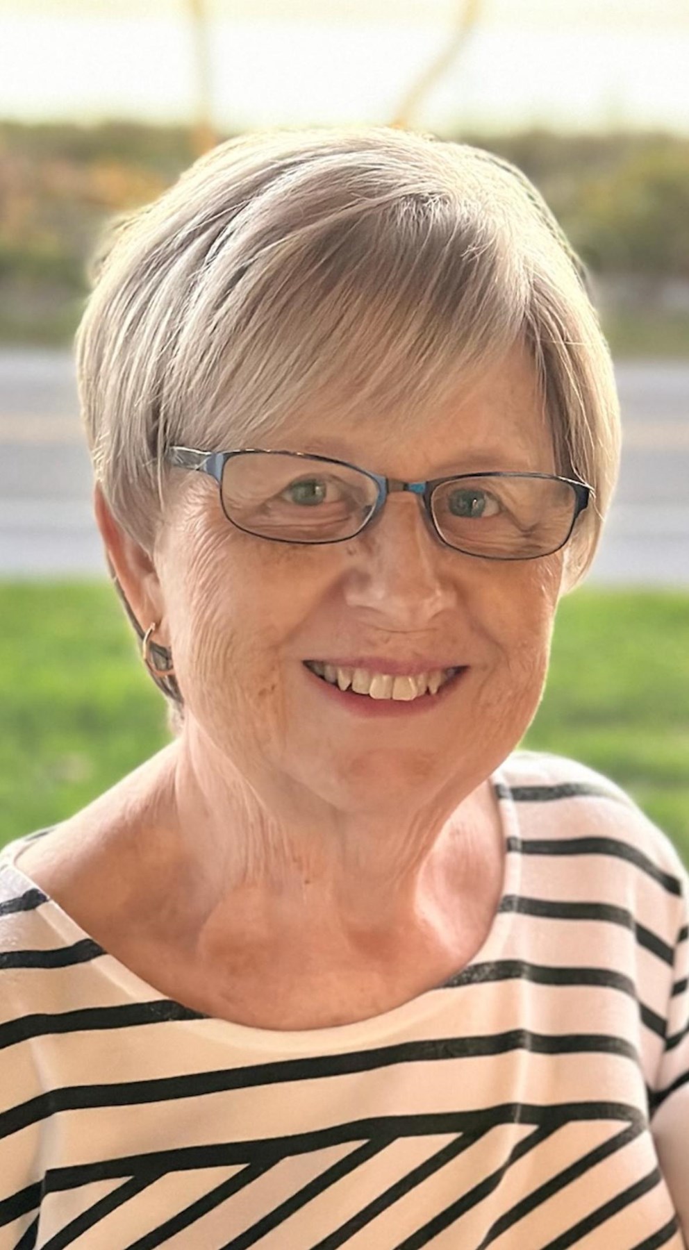 Obituary of Julia Y. Darr