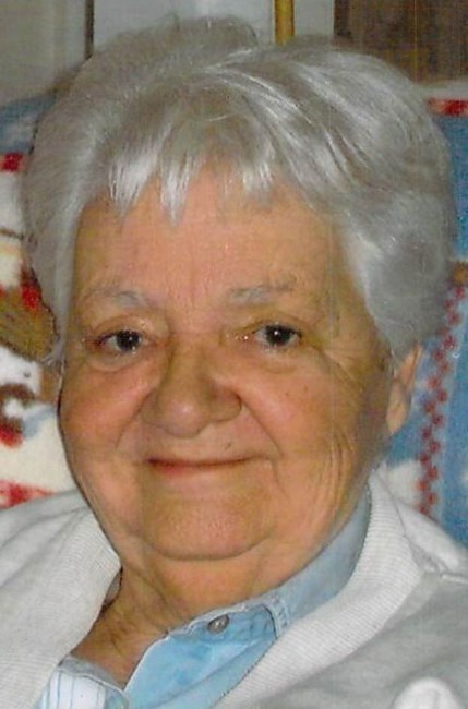 Obituary of Shirley Holmes