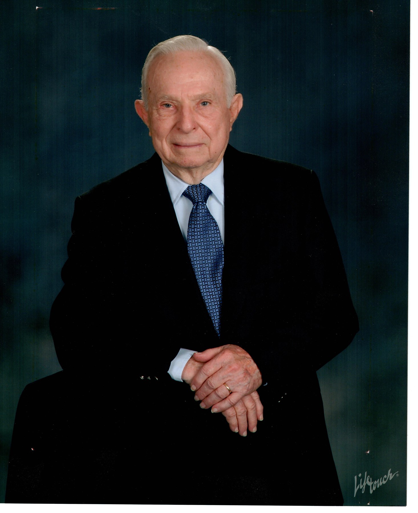 Obituary of Forrest Garner Adams